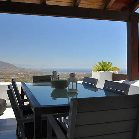 Spacious In Marbella With Swimming Pool * 欧赫恩