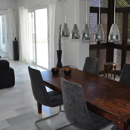 Spacious In Marbella With Swimming Pool * 欧赫恩