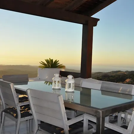 公寓 Spacious In Marbella With Swimming Pool