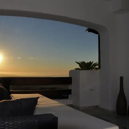 公寓 Spacious In Marbella With Swimming Pool