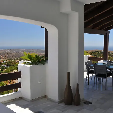 Spacious In Marbella With Swimming Pool 公寓 欧赫恩